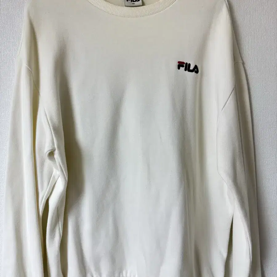 FILA (휠라) 크림색 맨투맨