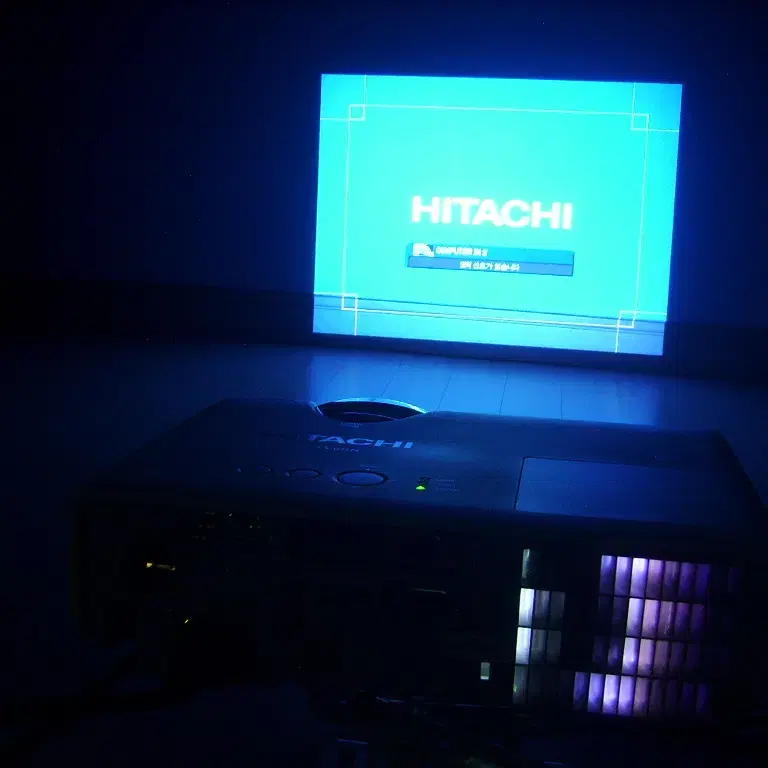 HITACHI 프로젝터 LCD PROJECTOR CP-EX301N