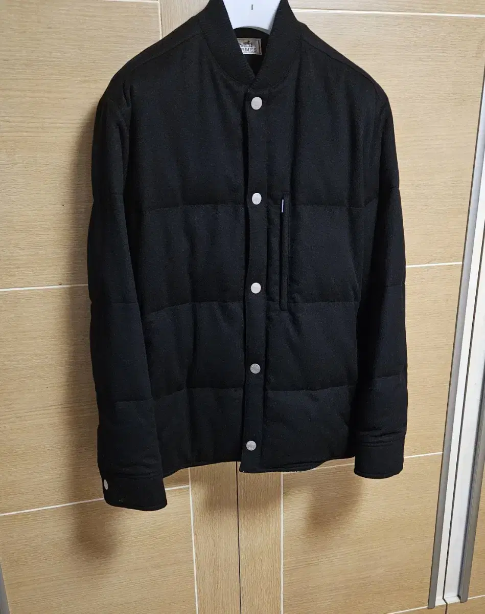 Hermès cashmere padded jacket (store version)