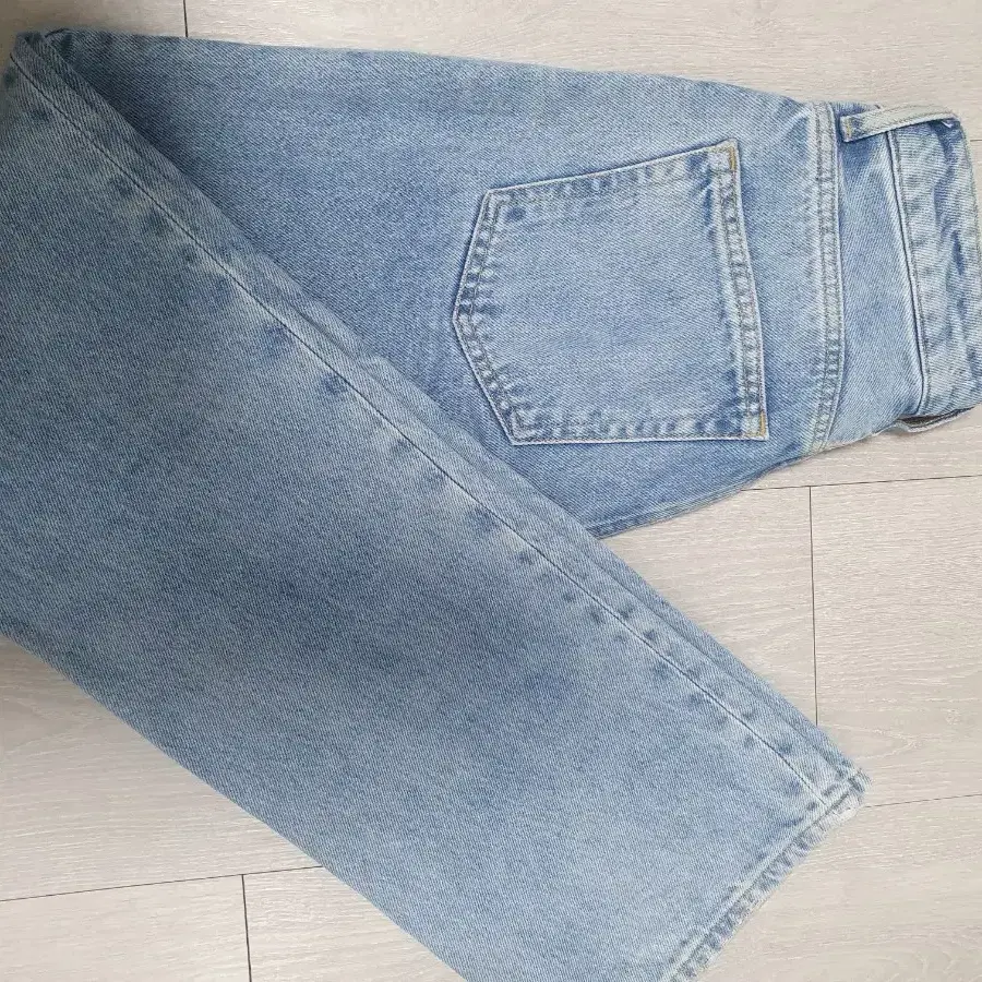 Denim pants