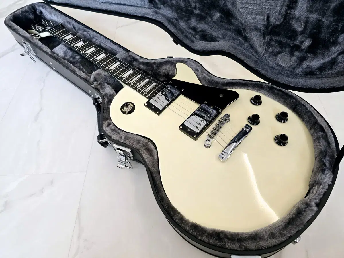 에피폰 Epiphone 레스폴 화이트 블랙바인딩