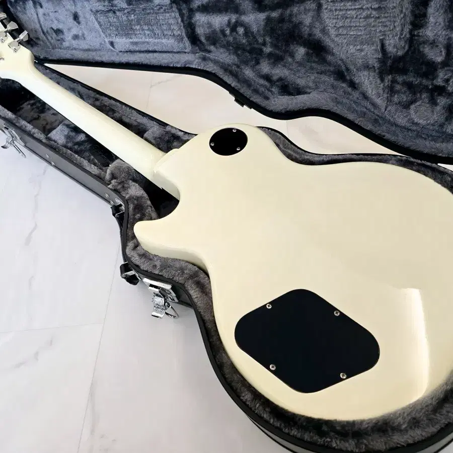 에피폰 Epiphone 레스폴 화이트 블랙바인딩