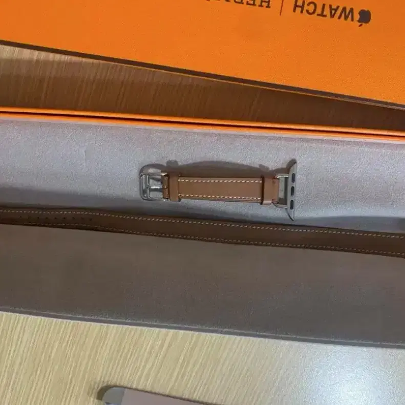 Apple Watch Hermes - 41mm 골드 아뜰라주 더블 투어