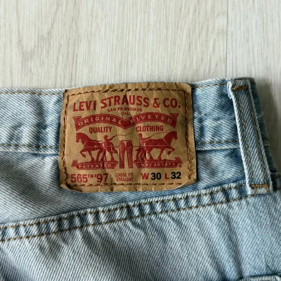 [w30 l 32] 리바이스 levis 565 연청 팝니다