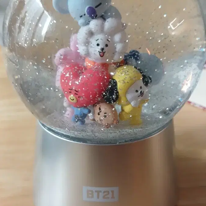 방탄소년단 BT21스노우볼 팔아요