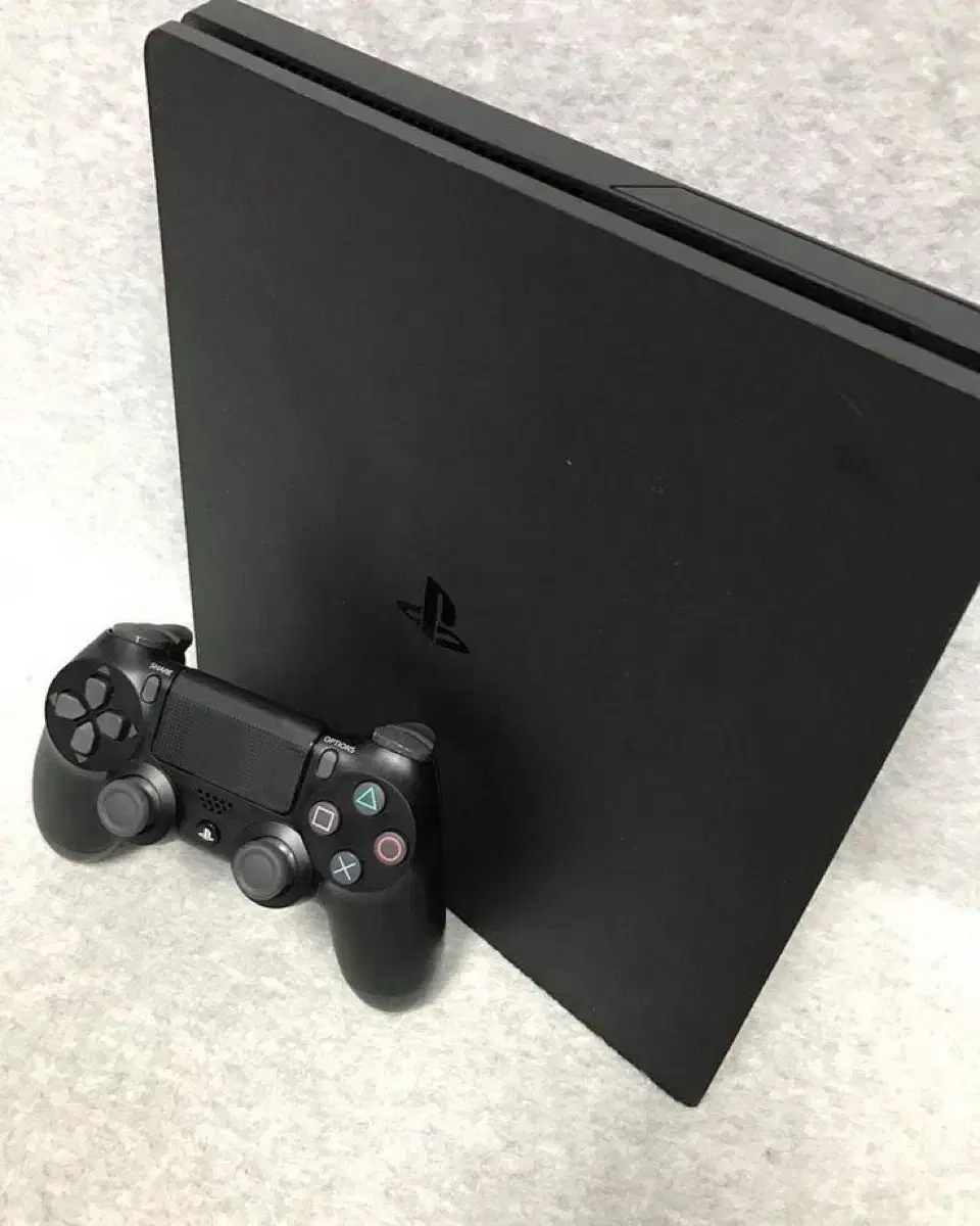 PS4 + 조이스틱 2 + 유닛 충전 거치대 / 에눌급매!