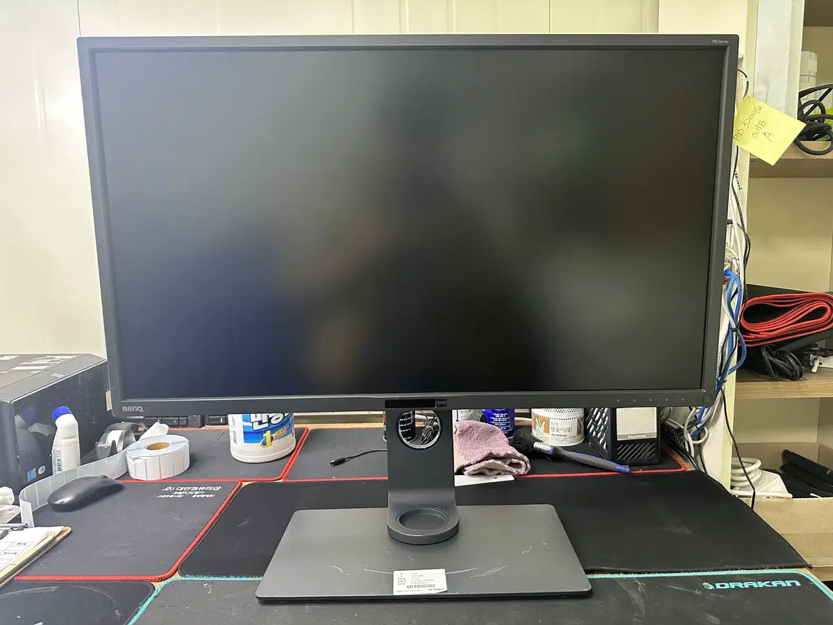 BenQ QHD 32-inch monitor (PD3200Q)