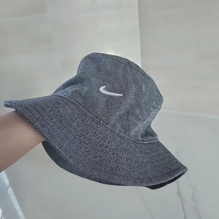 nike 나이키 에센셜 버킷햇 나이키 모자 선물용 택없는것