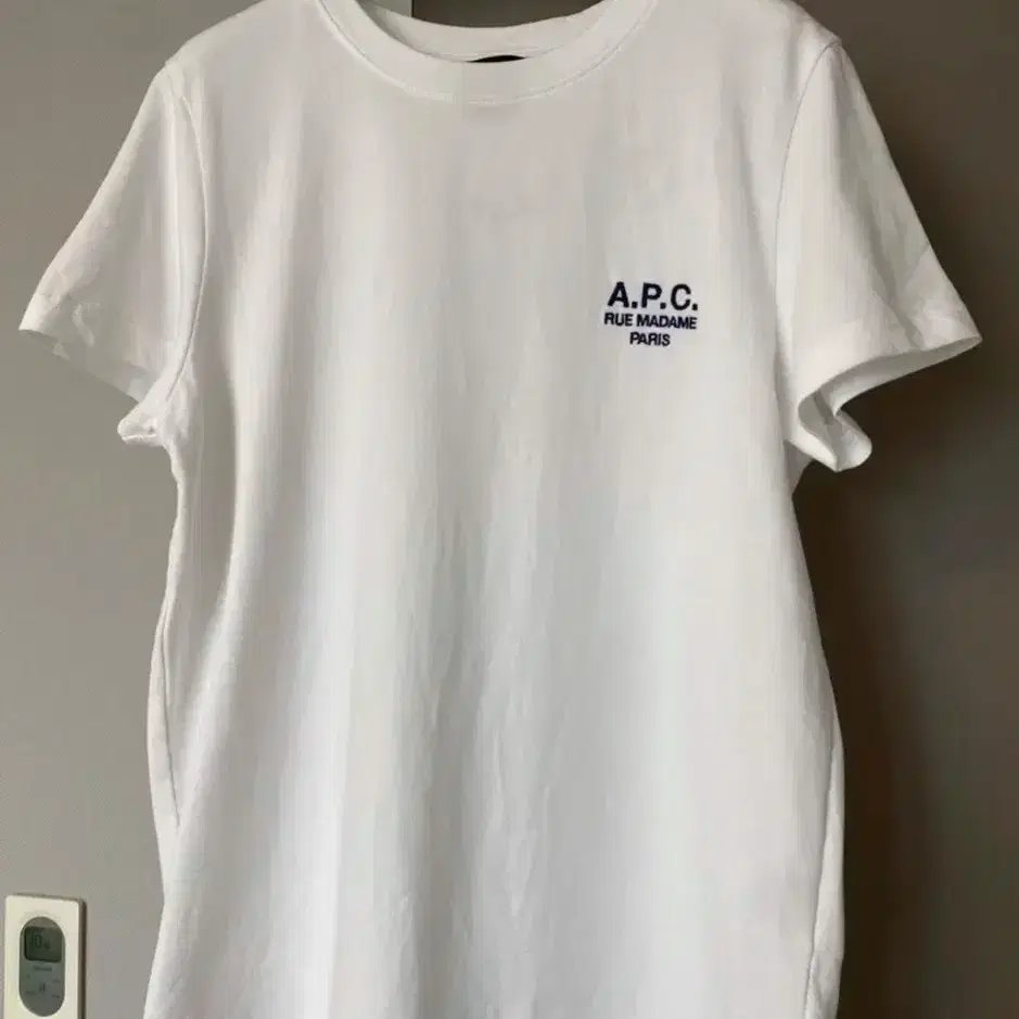 A.P.C 아페쎄 화이트 반팔티 M