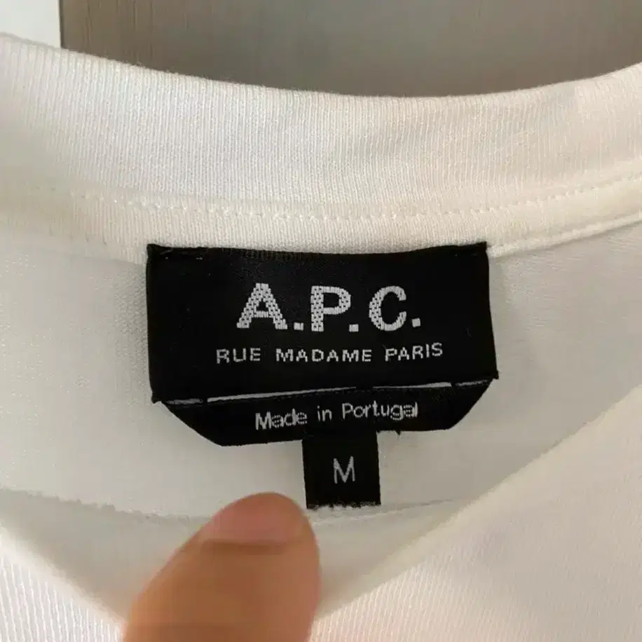 A.P.C 아페쎄 화이트 반팔티 M