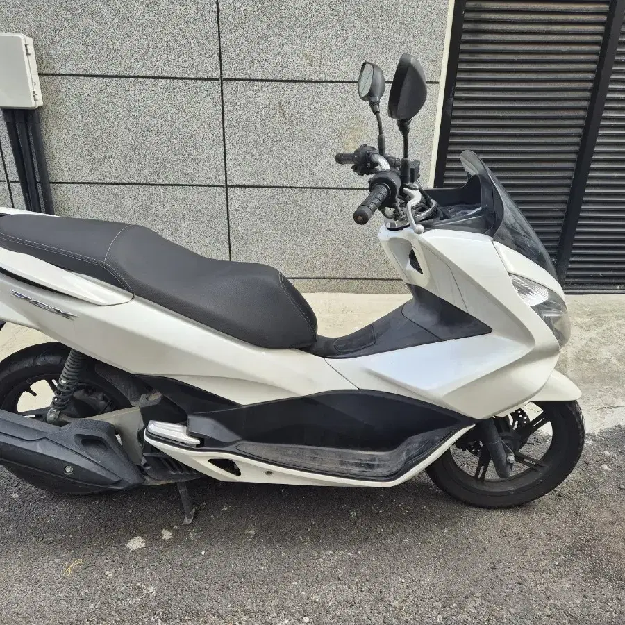 PCX125 18년식