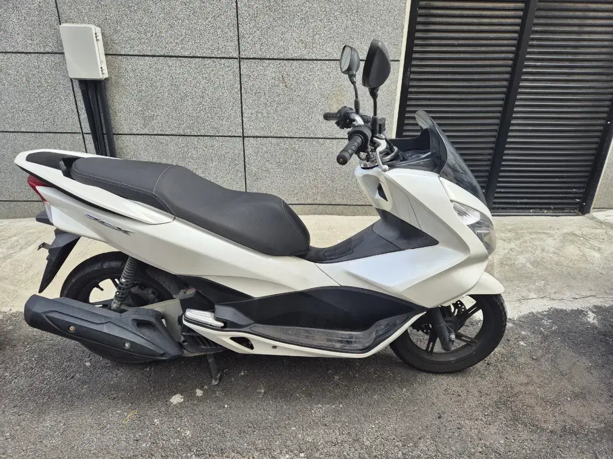 PCX125 18년식