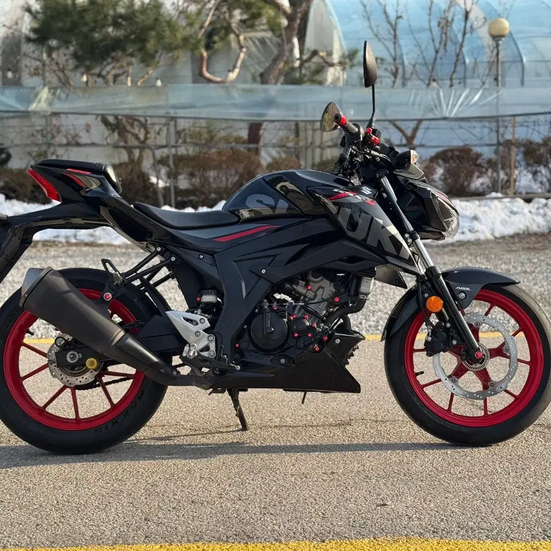 최저가)GSXS125 19년식 짧은키로수 저렴하게 판매합니다.