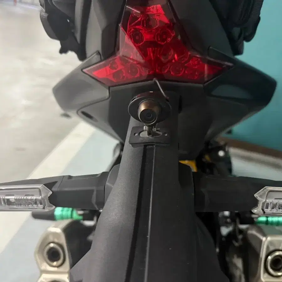 가와사끼 2021년식 z1000r 올린즈