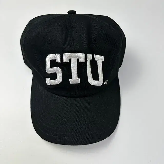 STUSSY Stu Arch Strapback Cap 스투시 캡