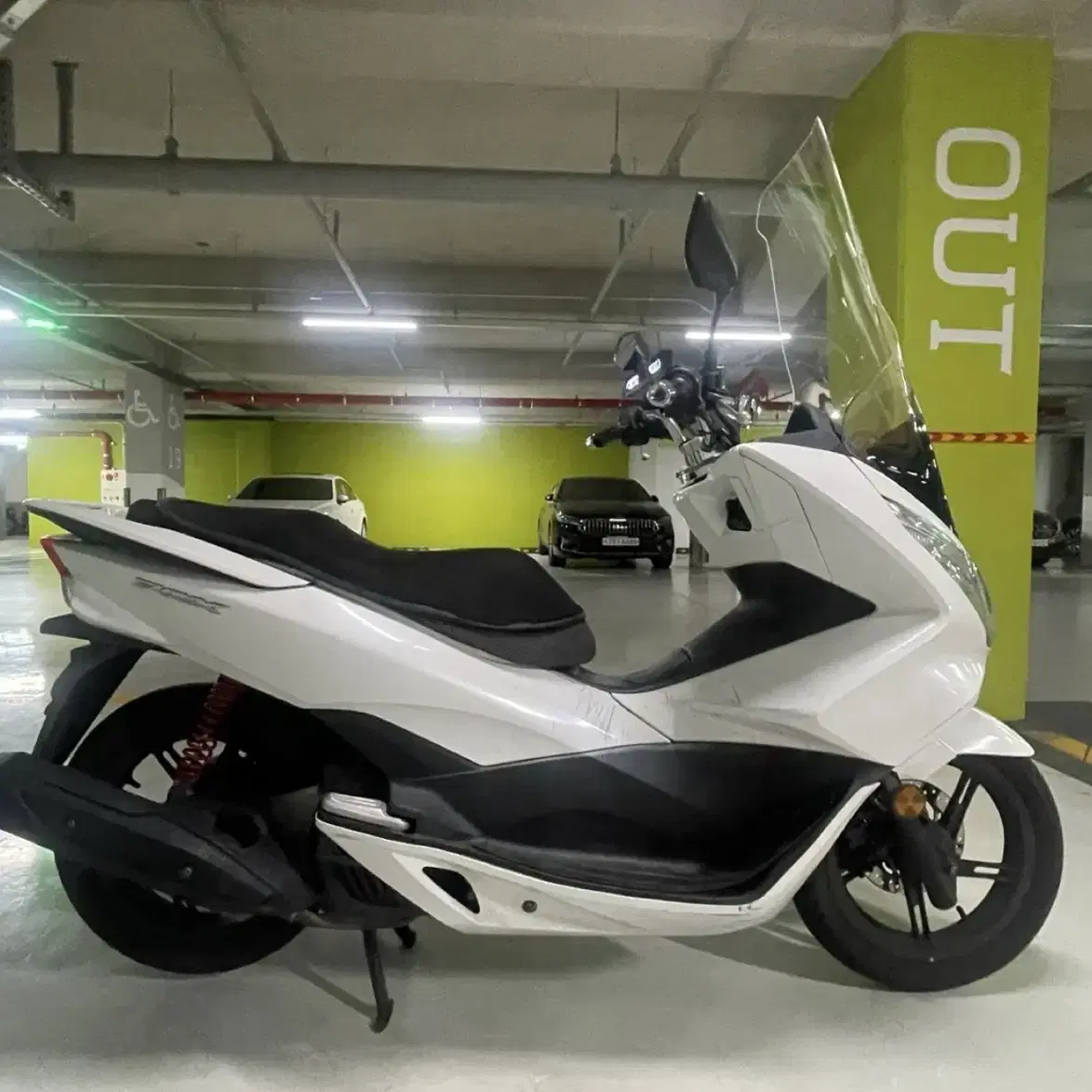 18년식 pcx125 판매합니다