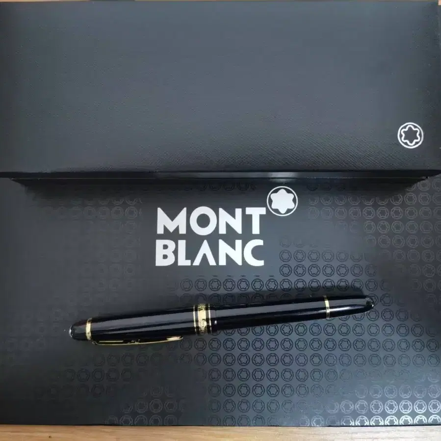 Montblanc 몽블랑 오리지널 블랙 만년필 S