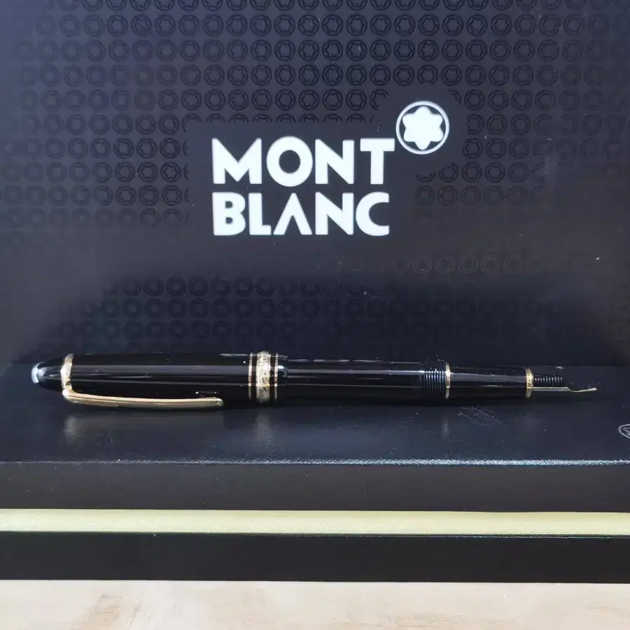 Montblanc 몽블랑 오리지널 블랙 만년필 S