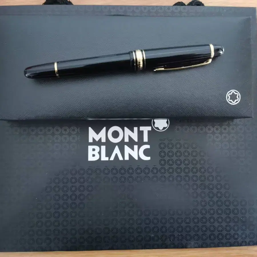 Montblanc 몽블랑 오리지널 블랙 만년필 S