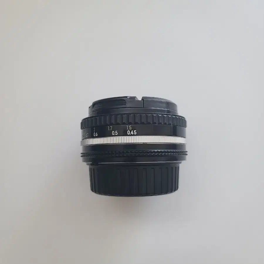 니콘 MF50mm 1.8 팬케이크 최소초점 0.45mm