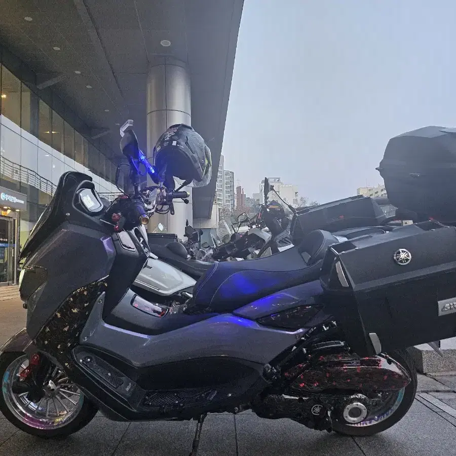 nmax125 155 givi 기비3박스탑박스브라켓포함