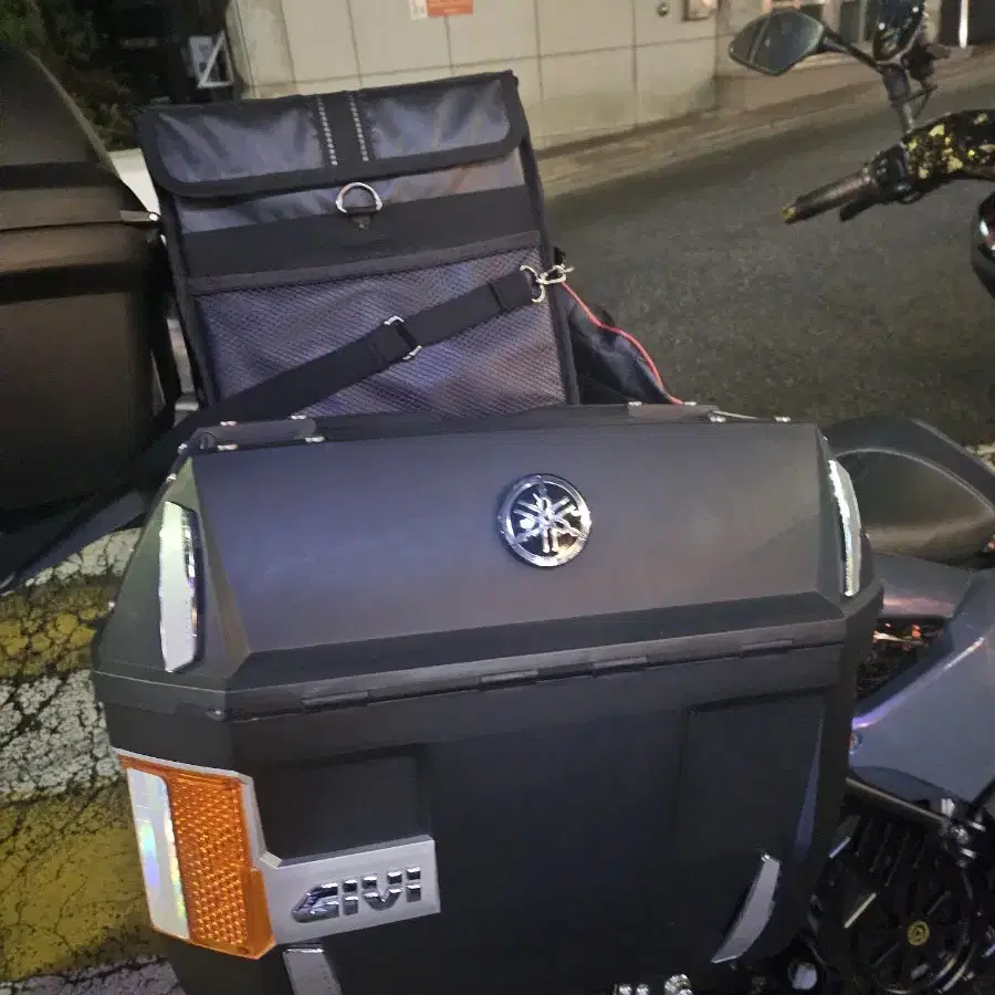 nmax125 155 givi 기비3박스탑박스브라켓포함