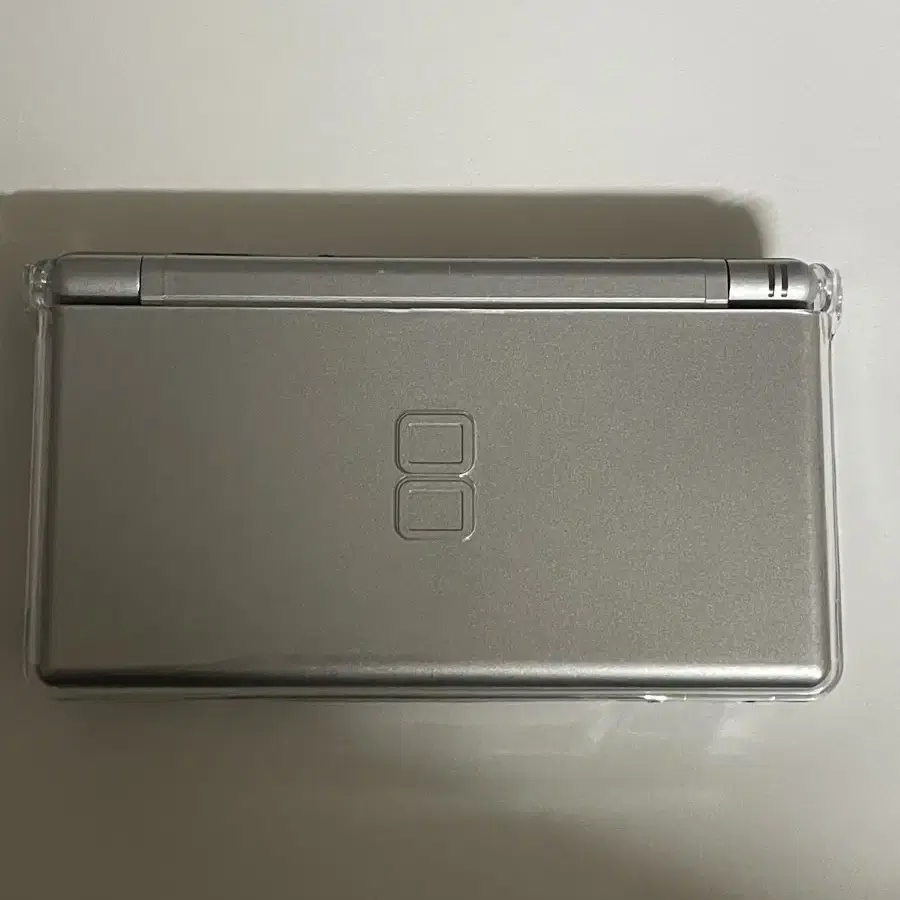 닌텐도 ds lite + 칩6개 + 파우치 (일괄)