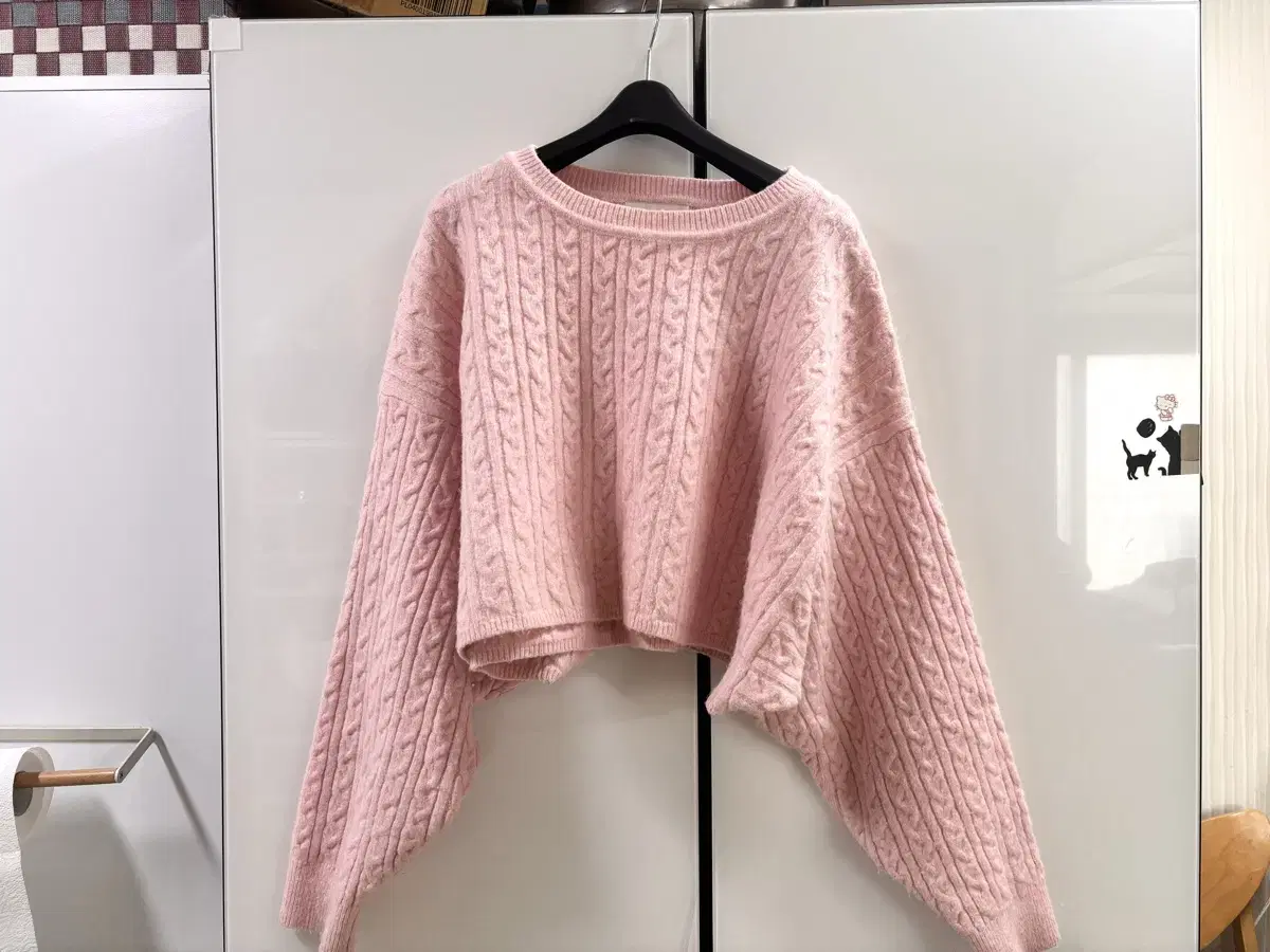 Idol Pink sweater