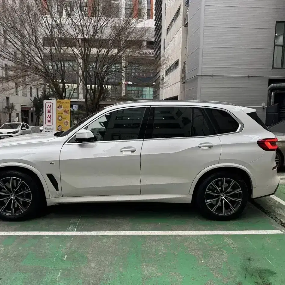 bmw x5 순정20인치 740m휠타이어 판매합니다