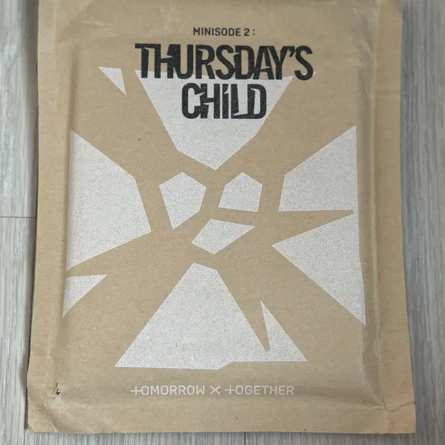 투바투 thursdays child 개봉앨범 범규