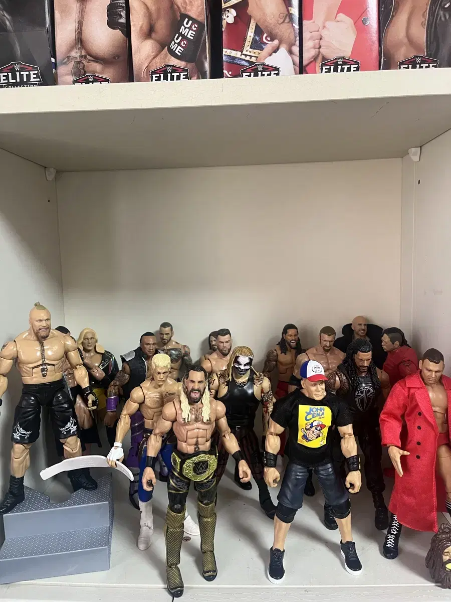 WWE&AEW 피규어 판매합니다 (일괄)