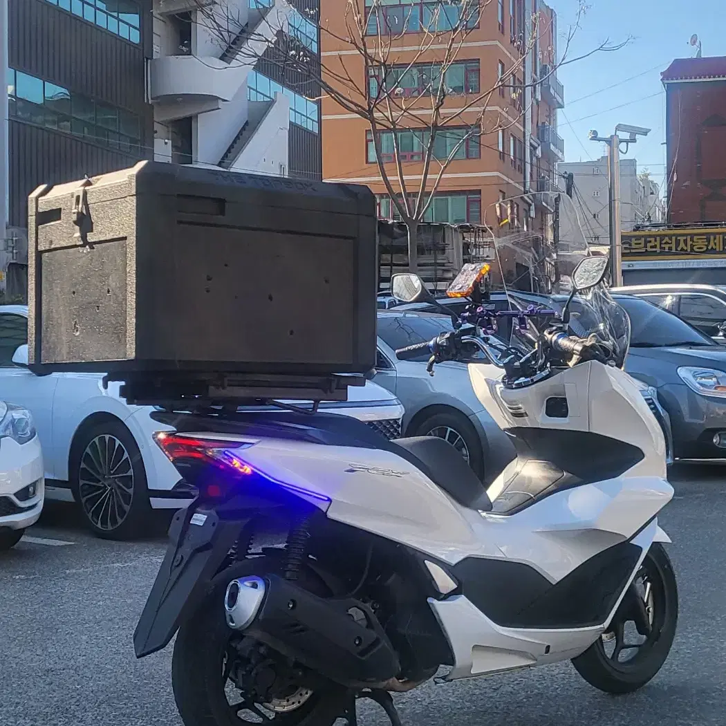 pcx125 23년식 3.9만Km 배달셋팅 팝니다