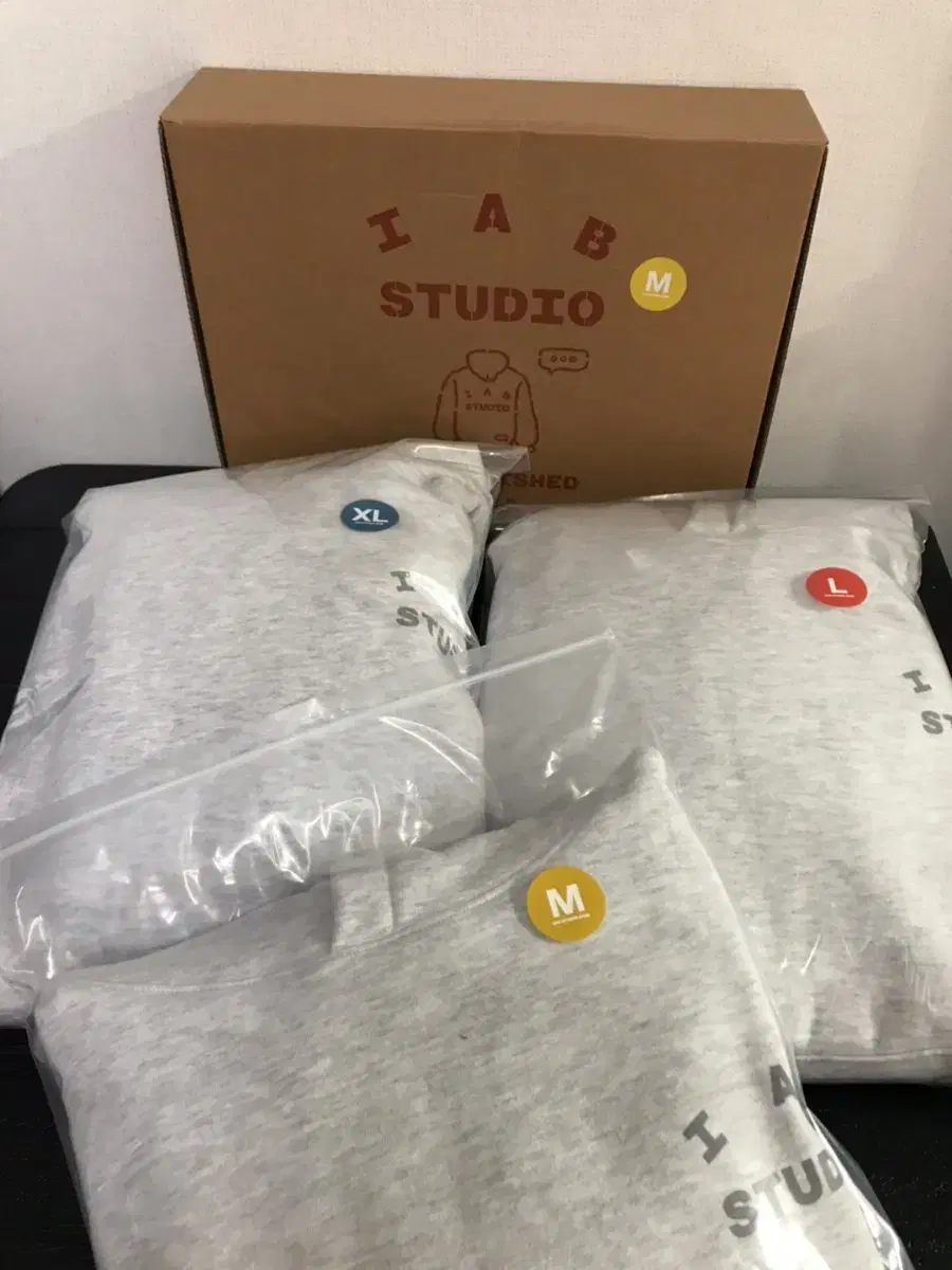 IAB 아이앱 스튜디오 후드 라이트 그레이 (M)(XL)