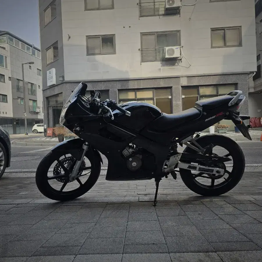 CBR125 04년식 11722km