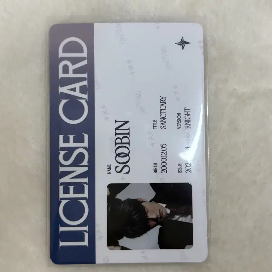 투모로우바이투게더 생츄어리 License card 수빈 포카