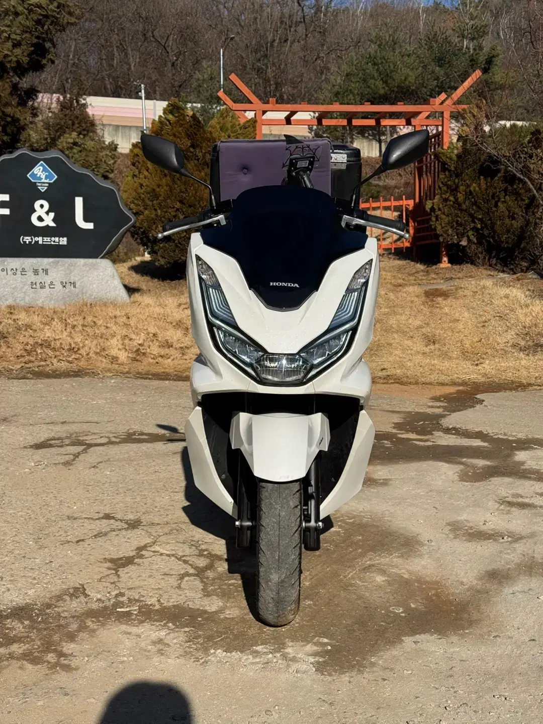 pcx125 22년식 저렴하게 판매합니다