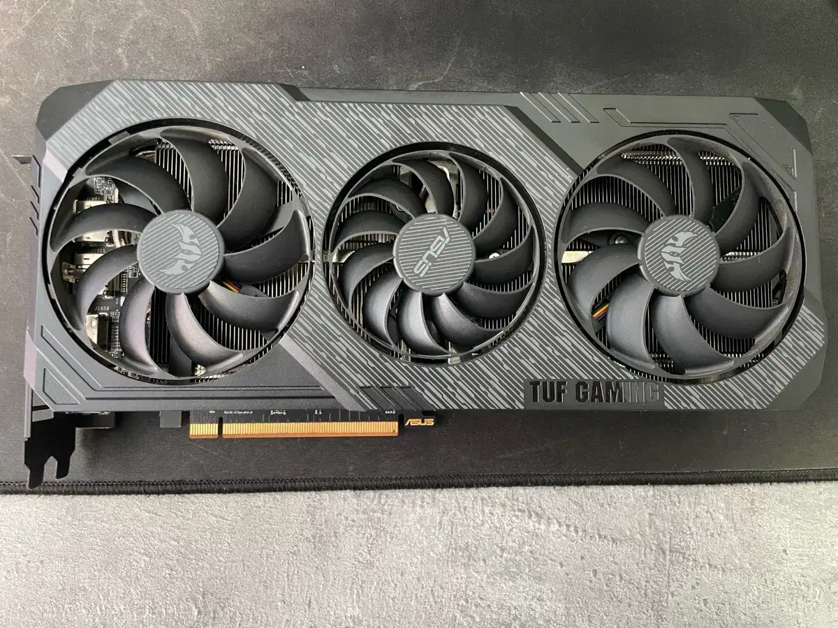 그래픽카드 asus rx5600xt