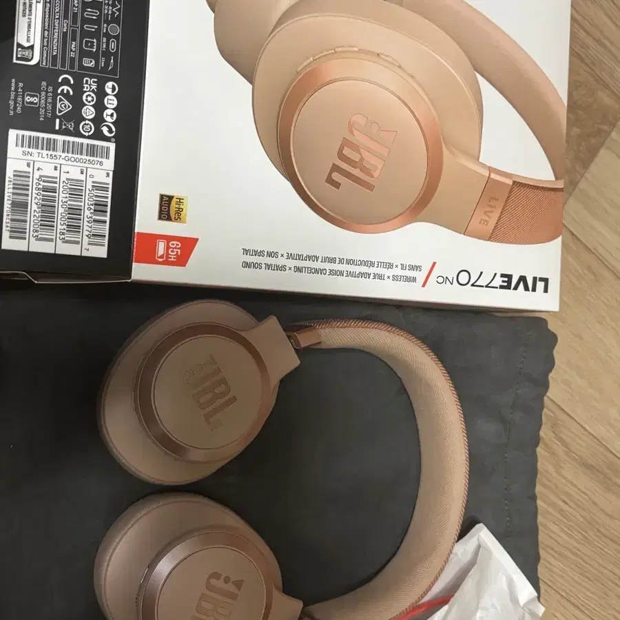 삼성 jbl live 770NC 헤드셋