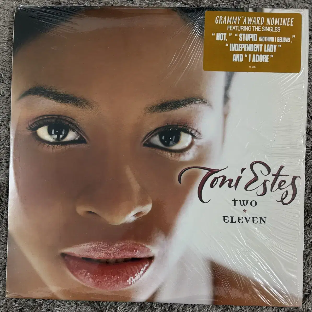 Toni Estes / Two Eleven 2LP