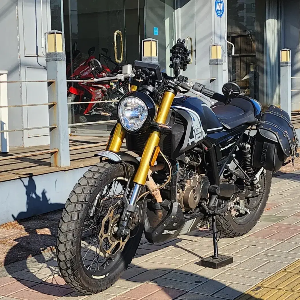 2022년 FB몬디알 힙스터125 9000KM 판매합니다.