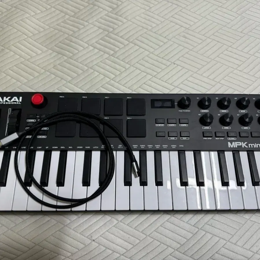 (재업) AKAI MPK mini plus MIDI 키보드