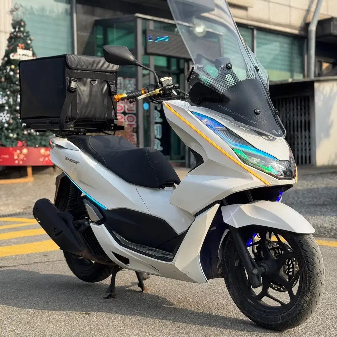 최저가) PCX125 21년식 배달세팅완 바이크 저렴하게 판매합니다.