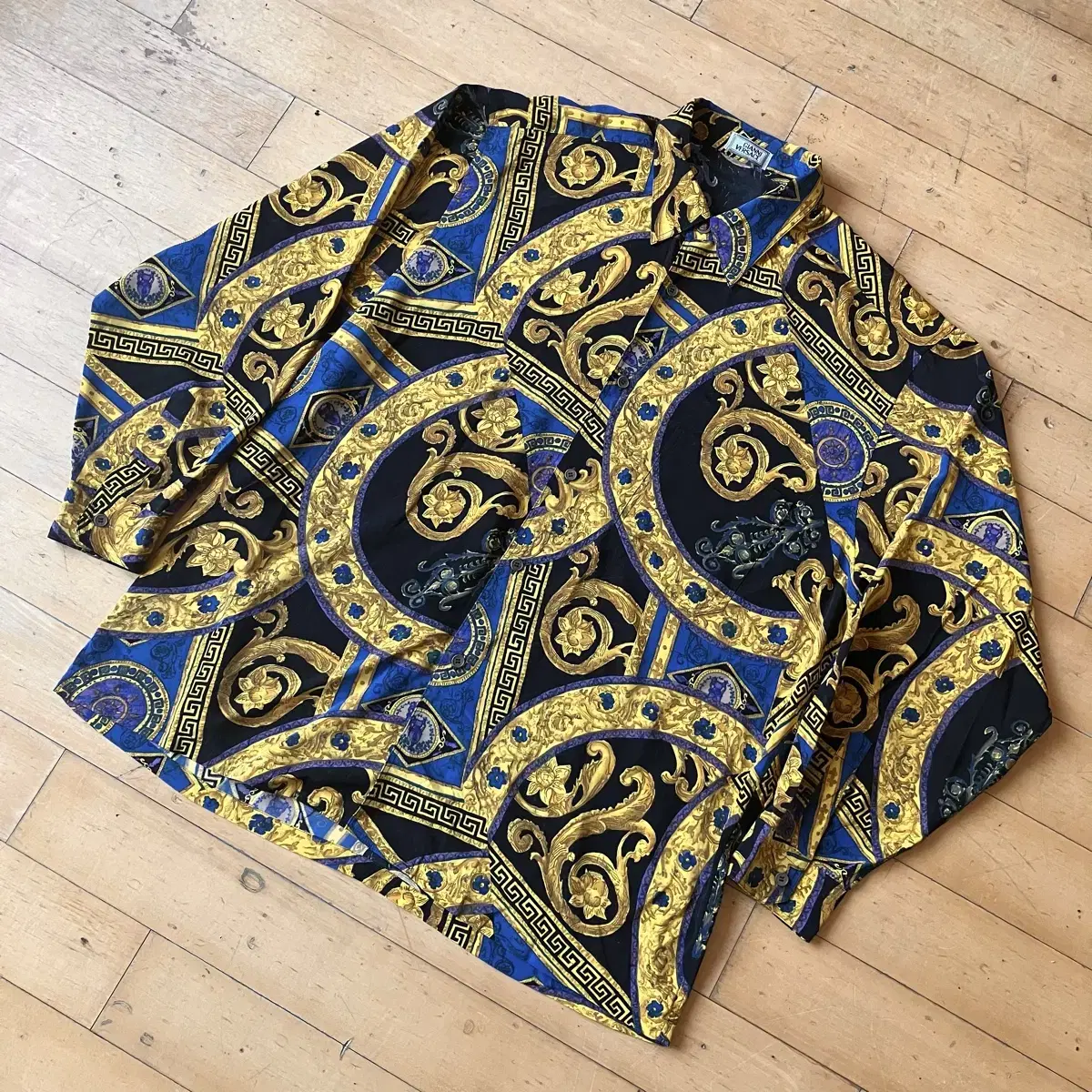 Gianni Versace 베르사체 골드아칸서스 그레카 셔츠 105-10