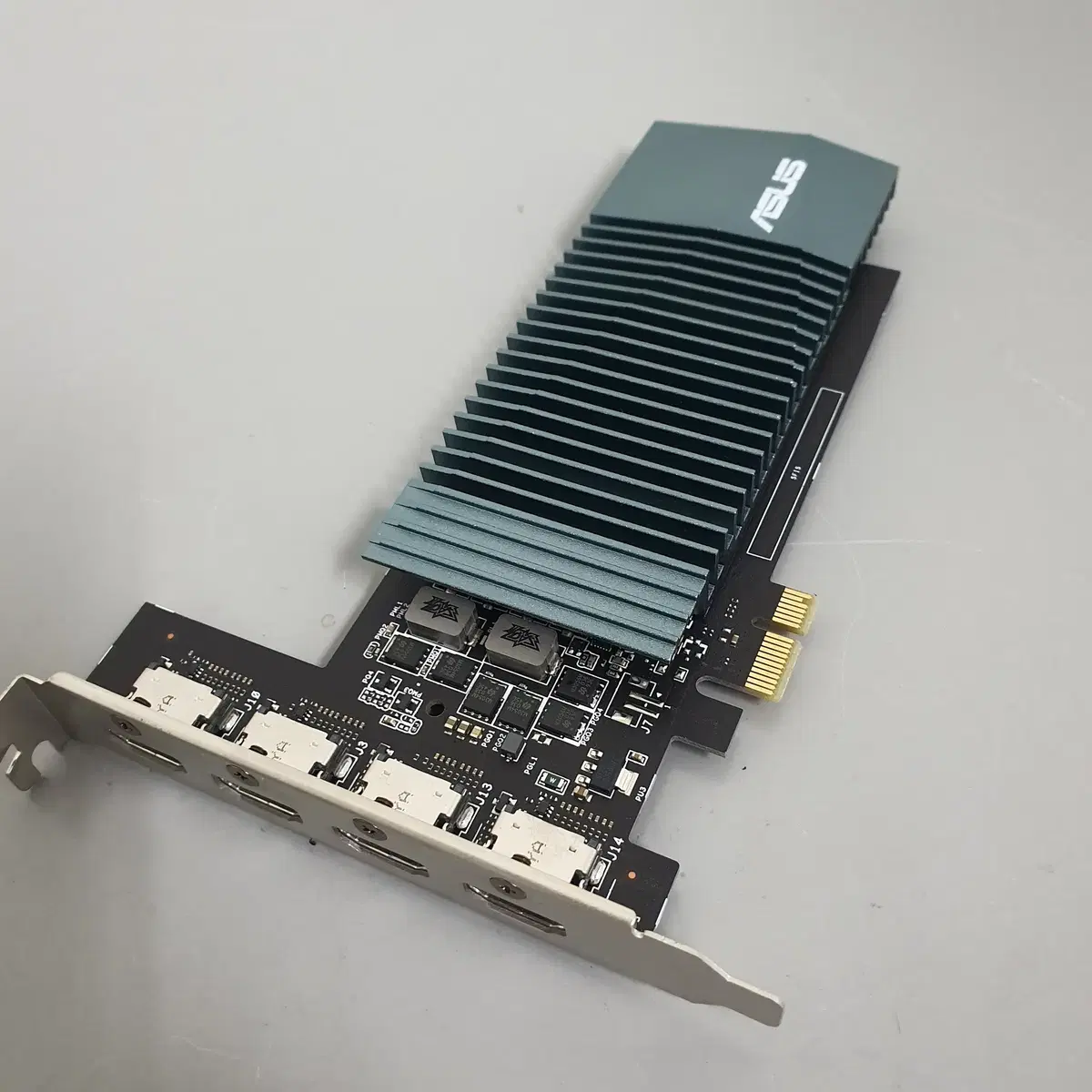 [무료배송] 중고 ASUS Geforce GT710 HDMIx4 2GB