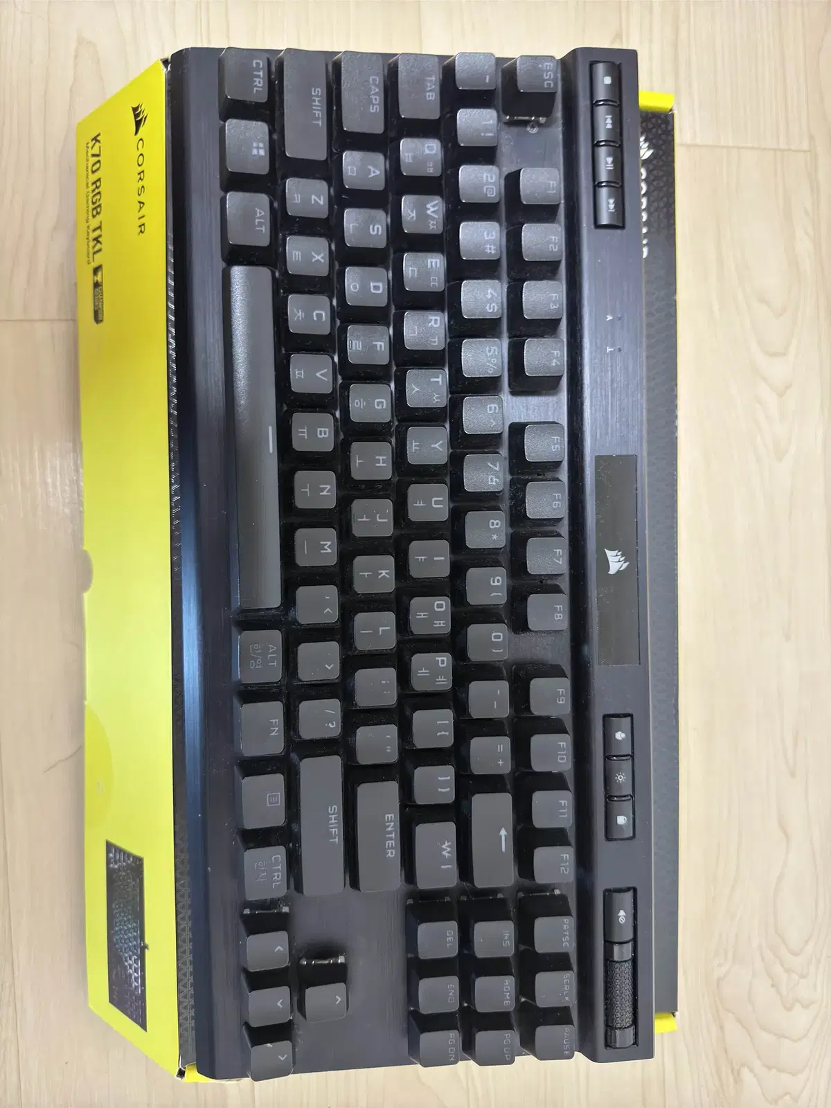 커세어 K70 TKL 저소음 적축