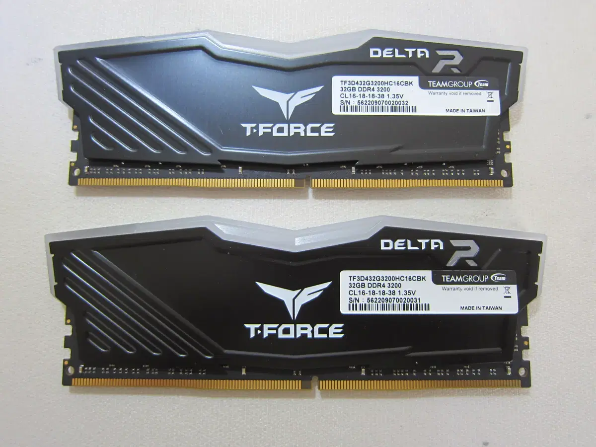 팀그룹 T-Force DDR4-3200 Delta 64G(32Gx2)