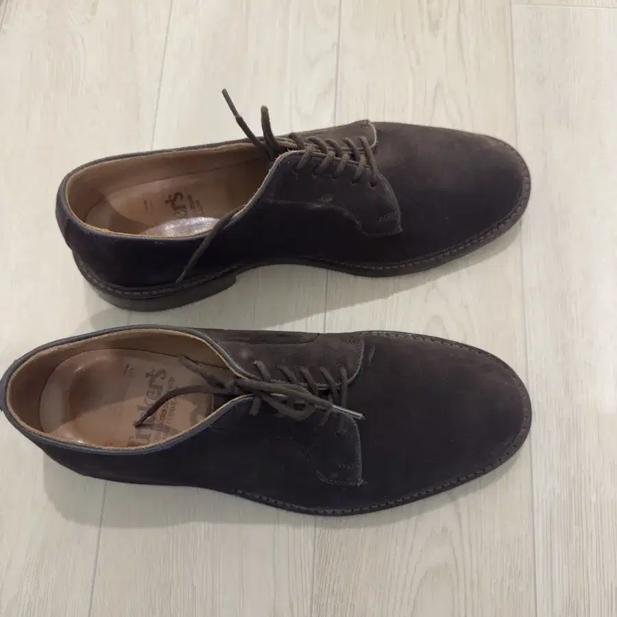 트리커즈 trickers 3616 로버트 더비 레더솔