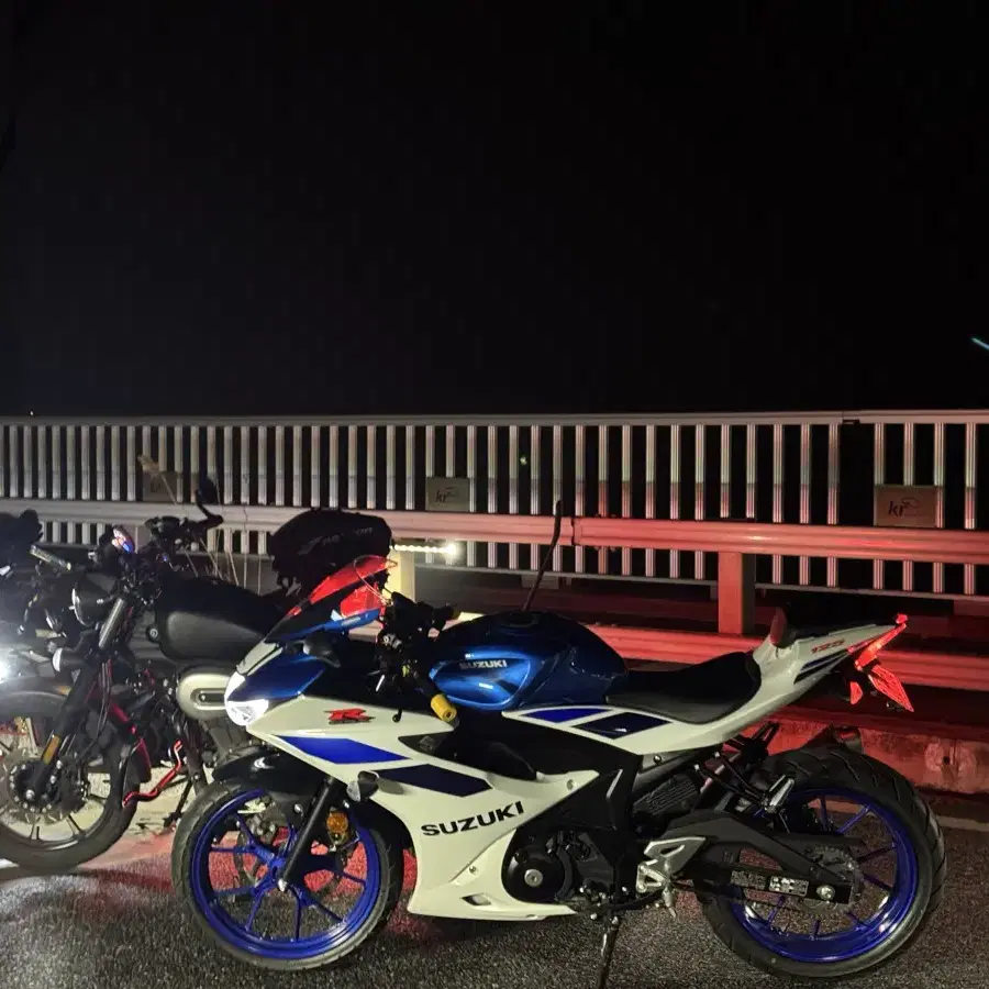 스즈키 gsx r125 25년식 판매합니다 17@@