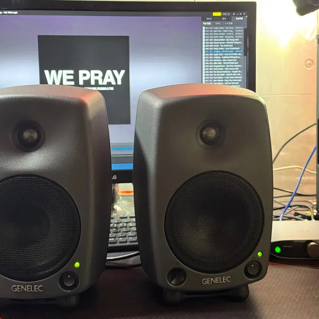 GENELEC 8030B 제네렉 스피커