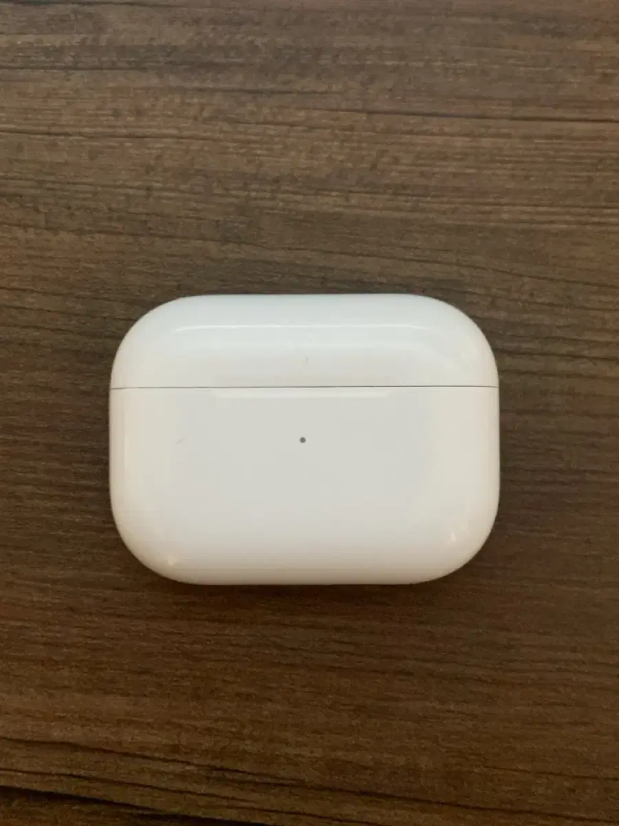 (Quick sale) AirPods Pro 1 for sale